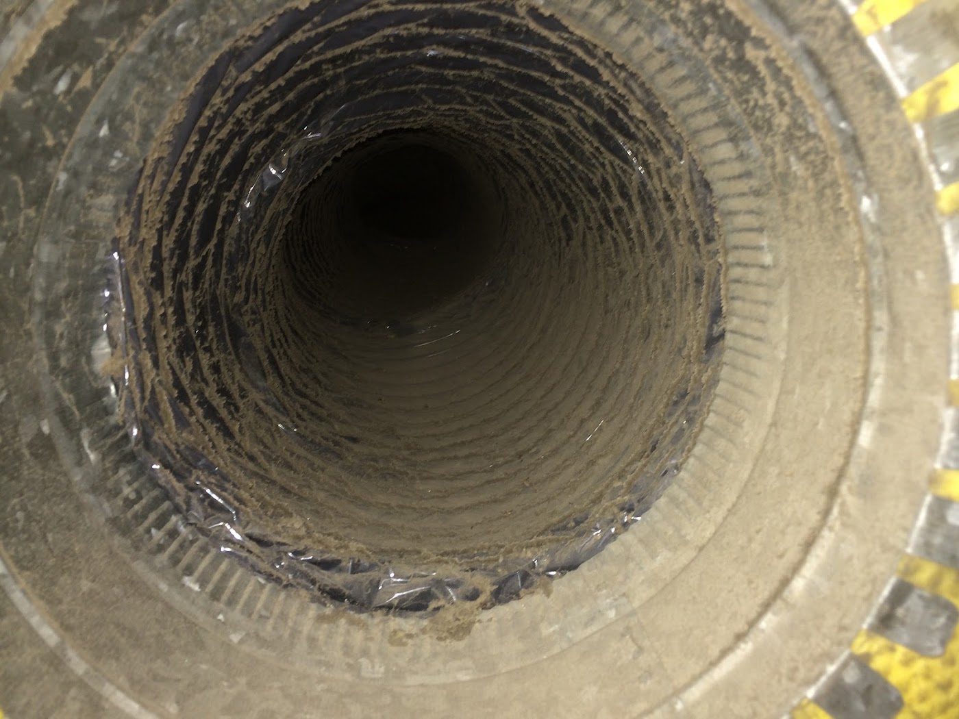 Clean flex duct run